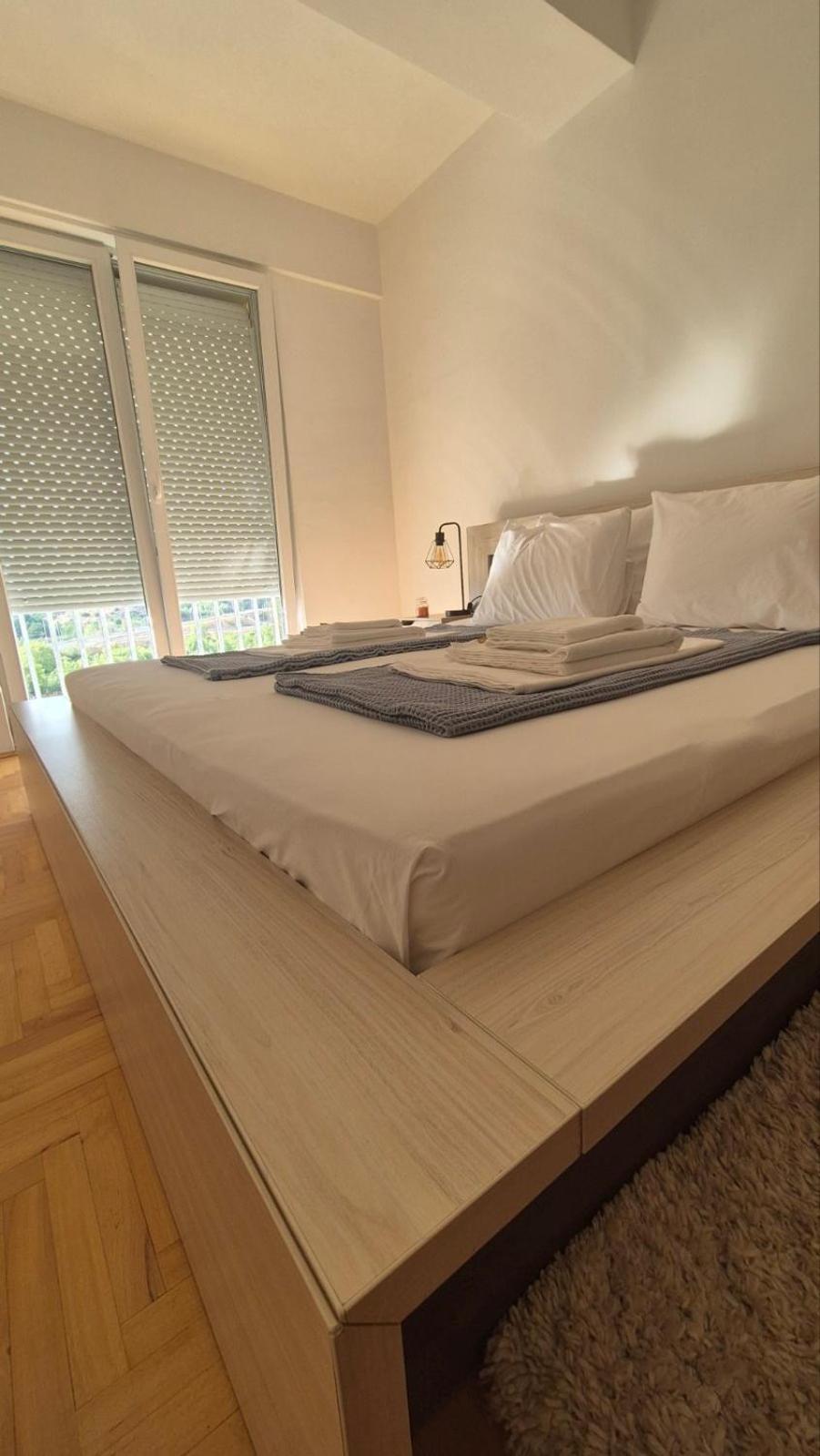 West Side Apartment Ohri Dış mekan fotoğraf